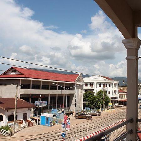 Alisa Guesthouse Pakse Bagian luar foto