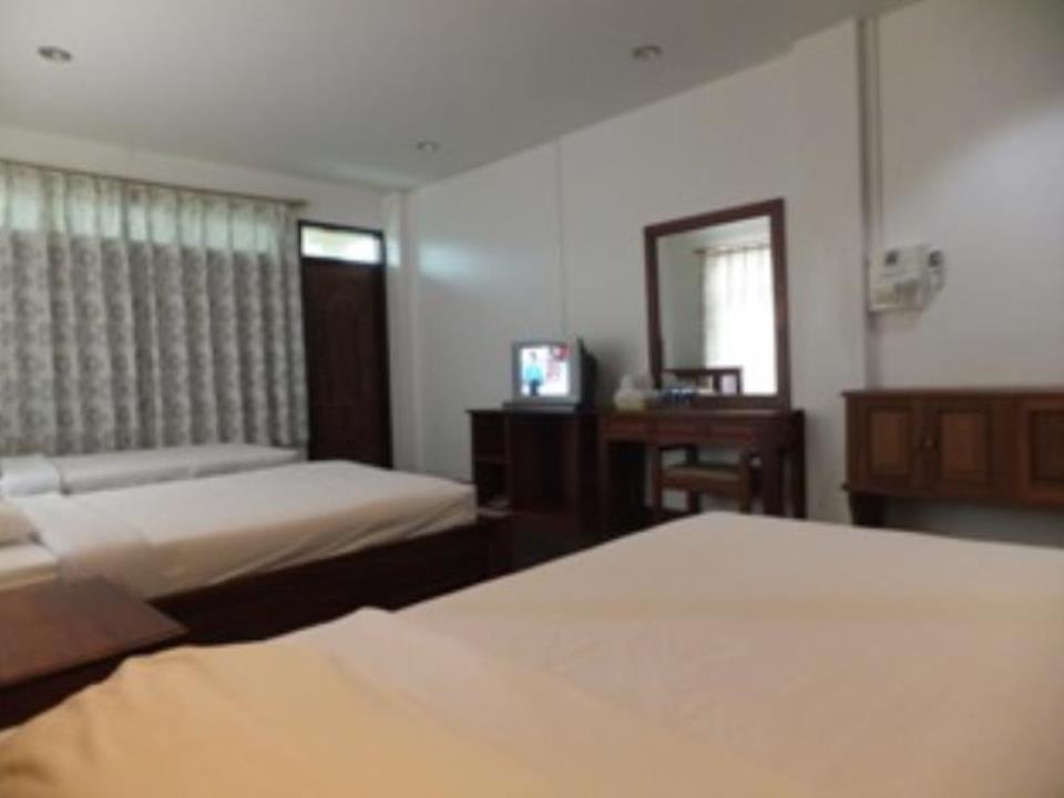 Alisa Guesthouse Pakse Bagian luar foto