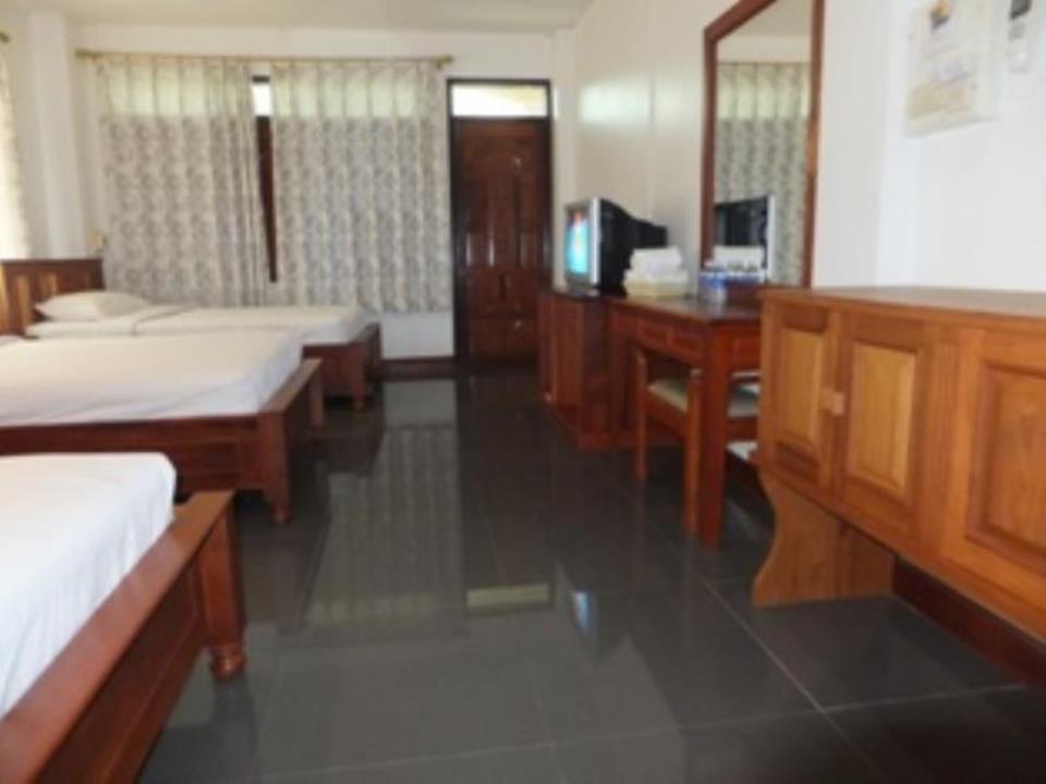 Alisa Guesthouse Pakse Bagian luar foto