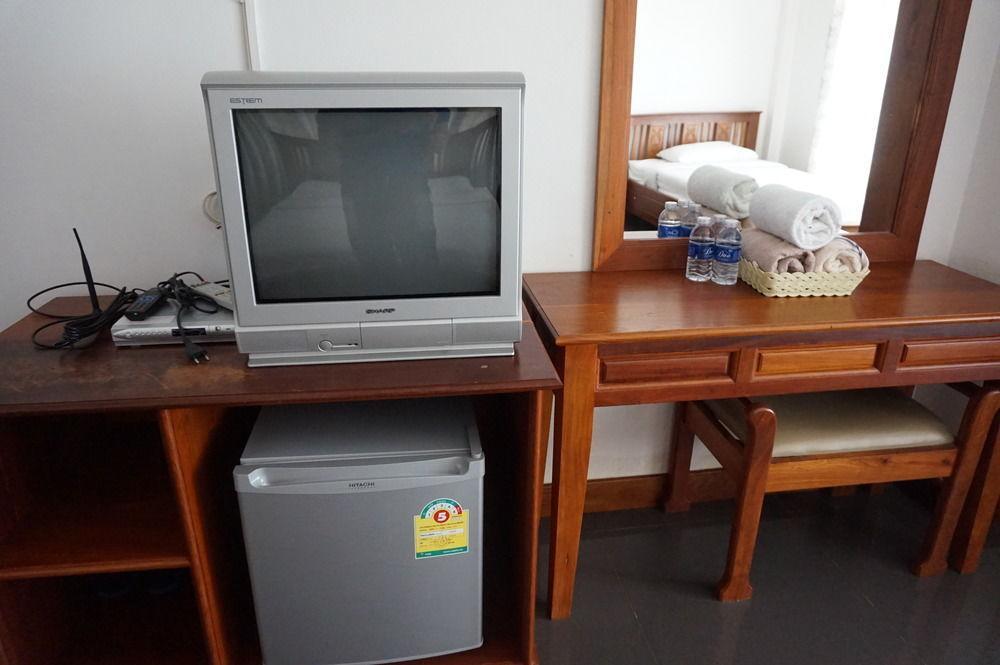 Alisa Guesthouse Pakse Bagian luar foto